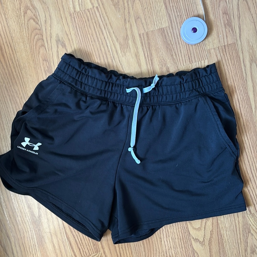 Under armor shorts size XS